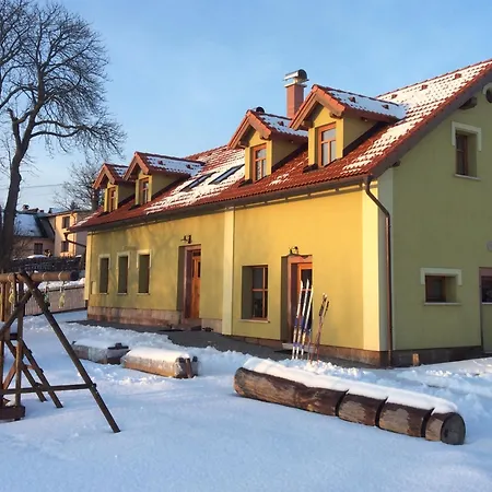 Dum C. 35 V Ceskem Raji Stará Paka